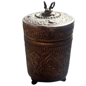 Antique Burmese Thabeik‎ Repousse Silverplated Betel Box Tea Caddy